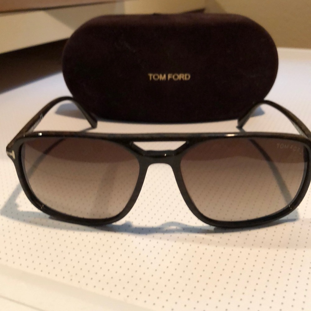 Tom Ford sunglasses never worn